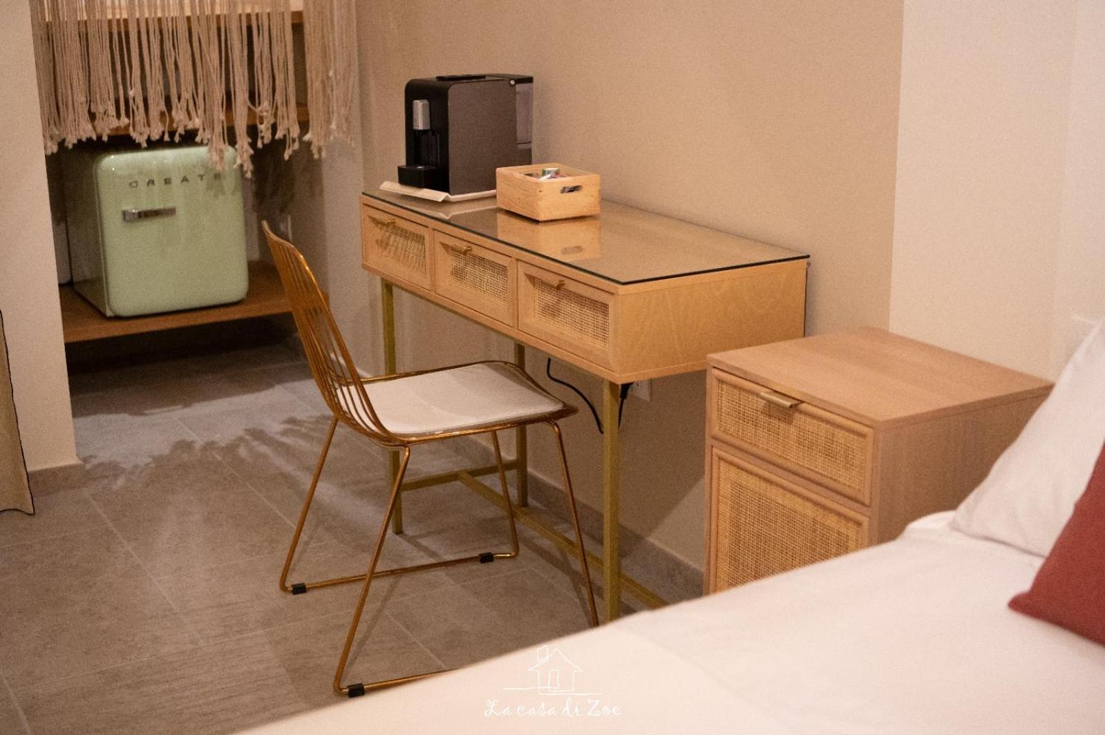 La Casa Di Zoe Hotel มันเฟรโดเนีย ภายนอก รูปภาพ